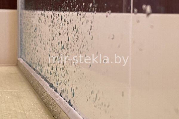 1611348690414050-1800x-636