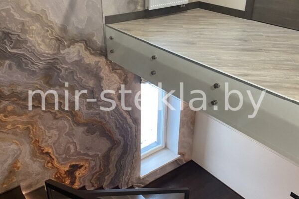 1615383157698920-1800x-a96