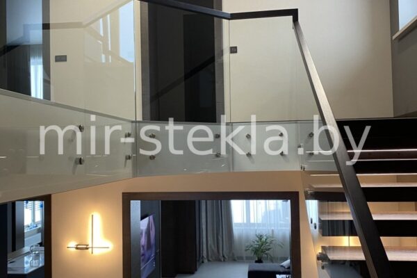 1615383158275312-1800x-51c