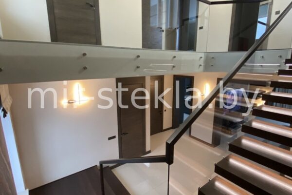 1615383159356578-1800x-78d